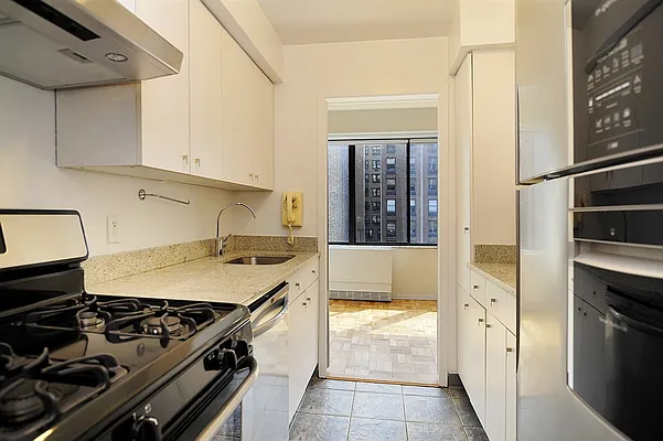 Rented by Corcoran | media 9