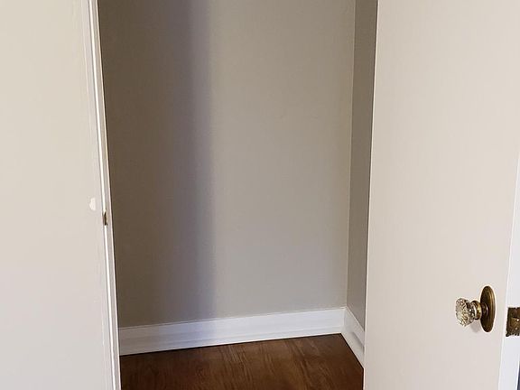 1st bedroom closet