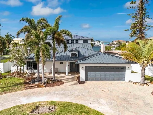 452 Bath Club Blvd N, North Redington Beach, FL 33708