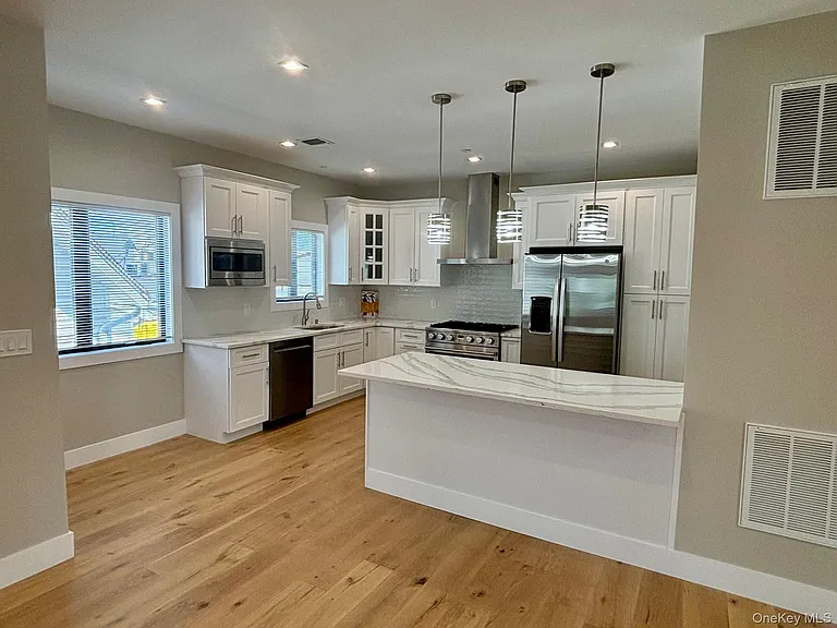 159 Harrison Ave #C — Photo 5