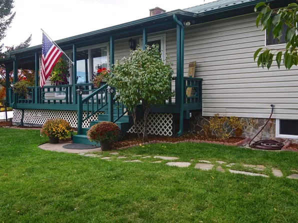 504 Costich Ln, Eureka, MT 59917