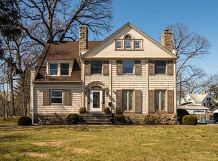 6 Manhattan Ave, New Rochelle, NY 10801