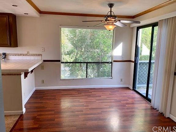 4th image of 62 Coventry Ln #297