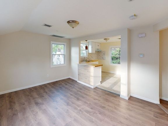 3rd image of 78-80 Telford St #2