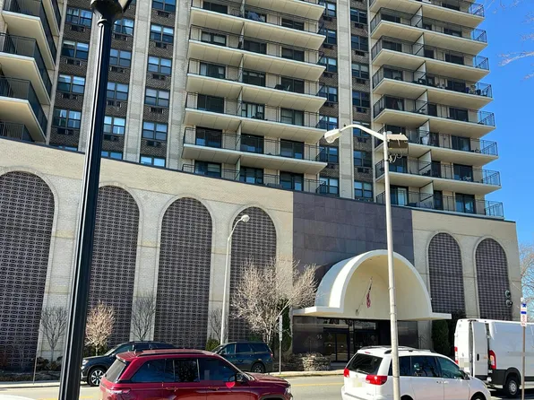 7855 Boulevard E APT 7B, North Bergen, NJ 07047