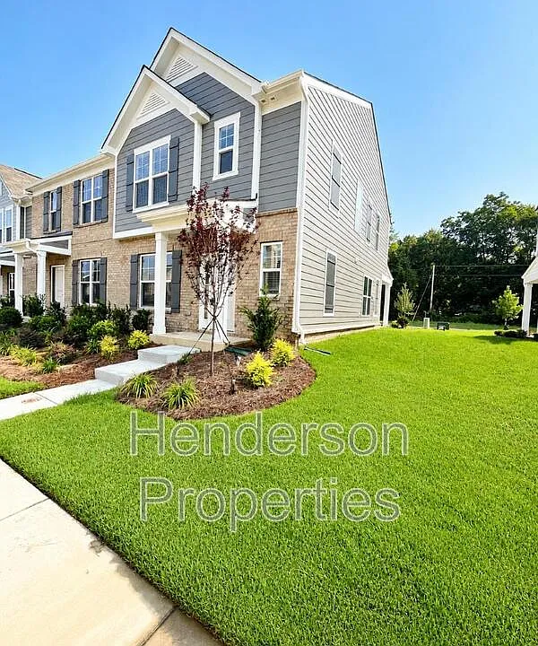 2018 Cobble Ct