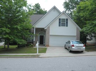 22 Harpers Farm Dr, Newnan, GA 30263
