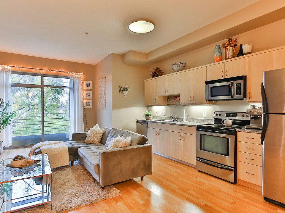 1st image of 889 Date St Unit 242