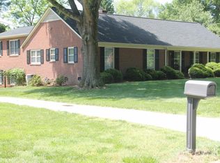 3231 Gardner Park Dr, Gastonia, NC 28054
