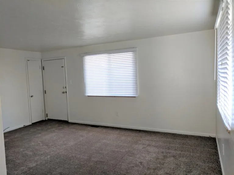 3237 S Huron St — Photo 11