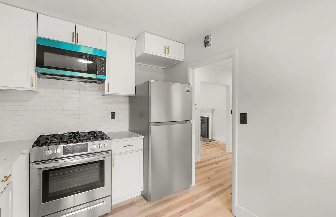577 Brook Rd — Photo 4