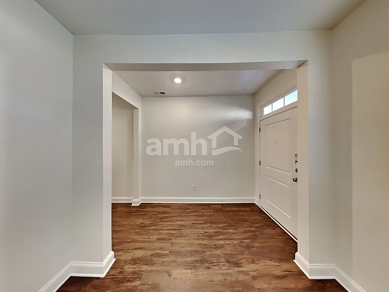618 Rivermist Dr — Photo 6