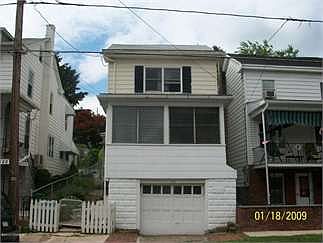 2nd image of 1416 Pulaski Ave
