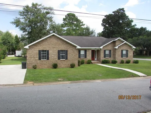 209 Durle Ct, Chickasaw, AL 36611