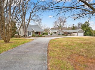 705 Hooper Creek Rd, Tryon, NC 28782