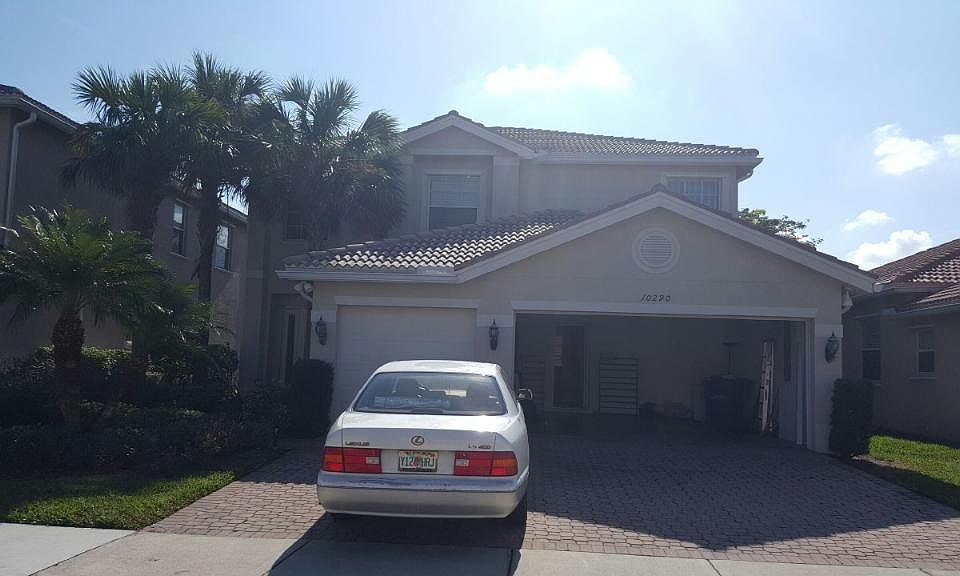 1st image of 10290 Carolina Willow Dr