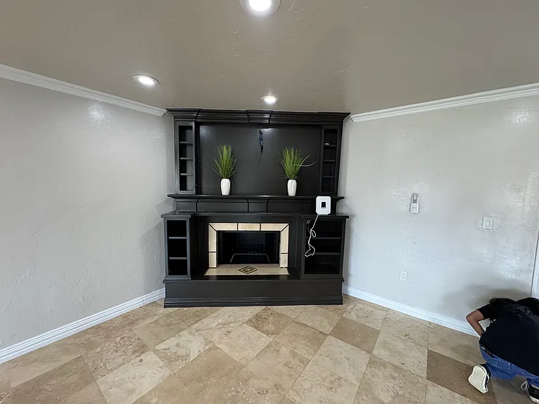 1705 Hawthorne Ln — Photo 27