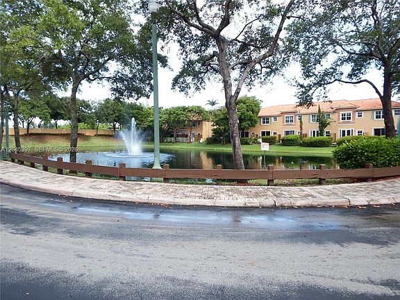 2nd image of 4943 Leeward Ln #3204