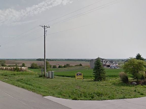 2nd image of 1696 Hillside Dr