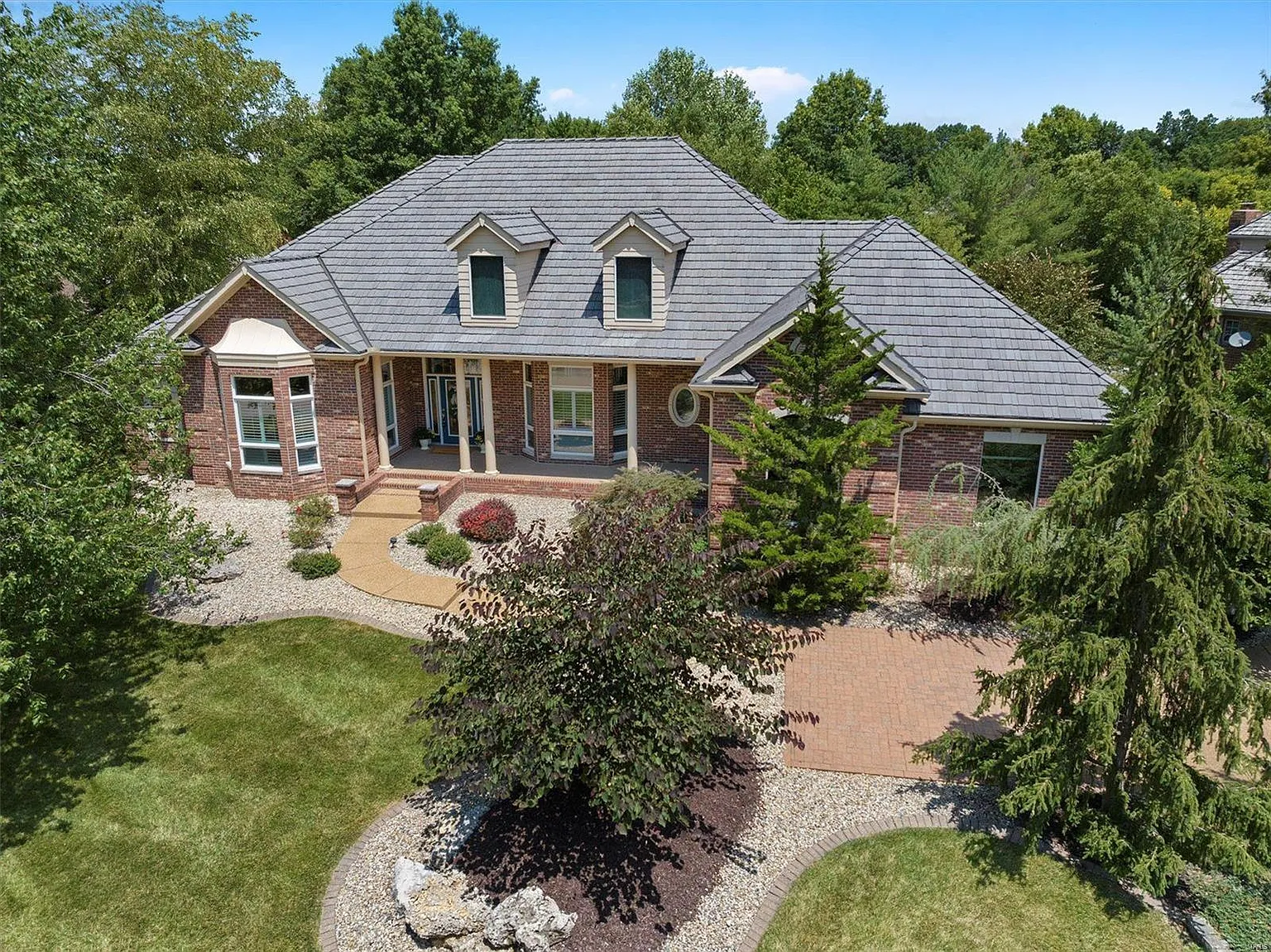 107 Friars Ln photo 1