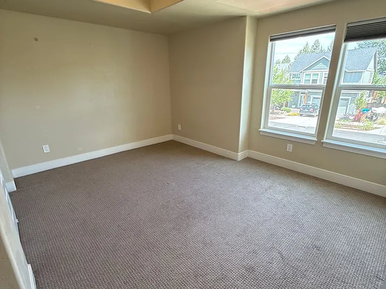 20747 NE Angora Ct — Photo 16