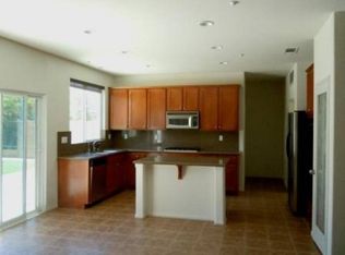 16501 Landmark Dr, Fontana, CA 92336