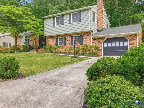 105 Flintlock Dr, Colonial Heights, VA 23834