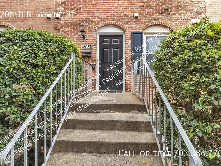 1208D N Wayne St — Photo 2
