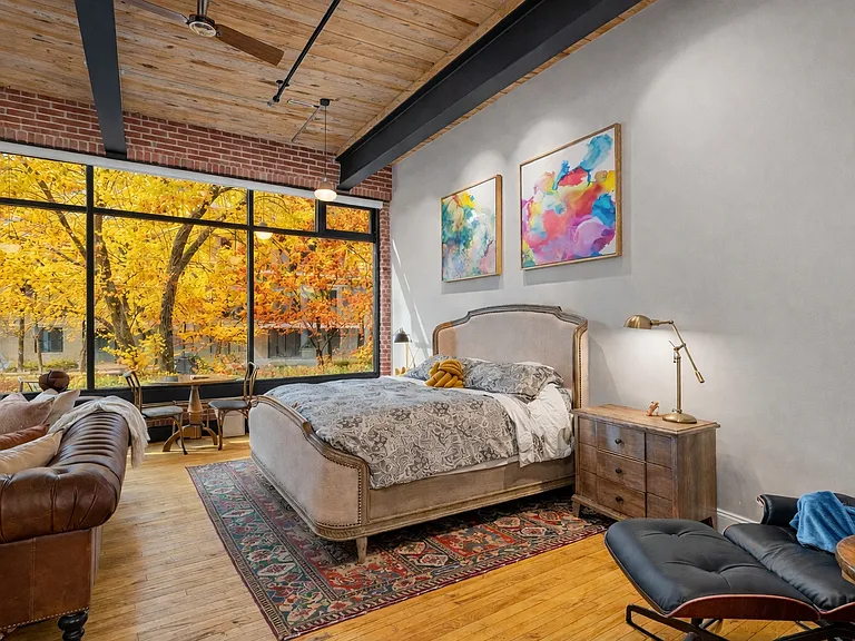 310 Arlington Ave #205 — Photo 3