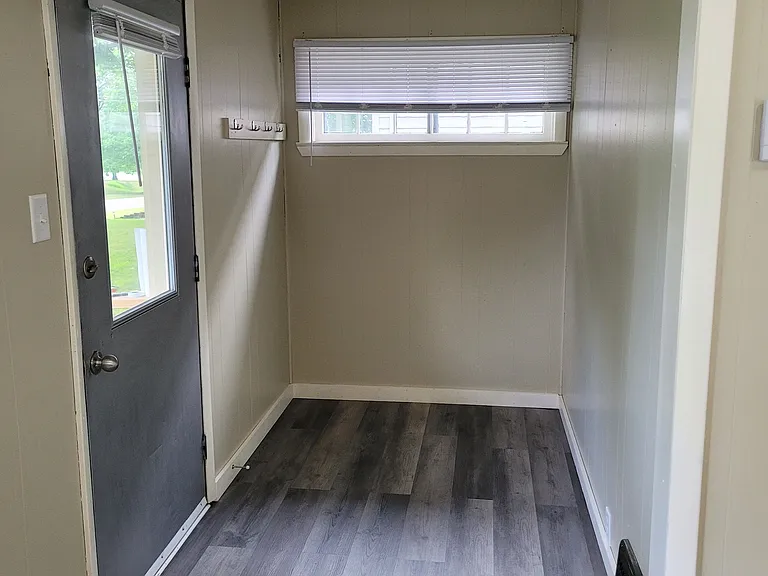 403 W Walker St — Photo 1