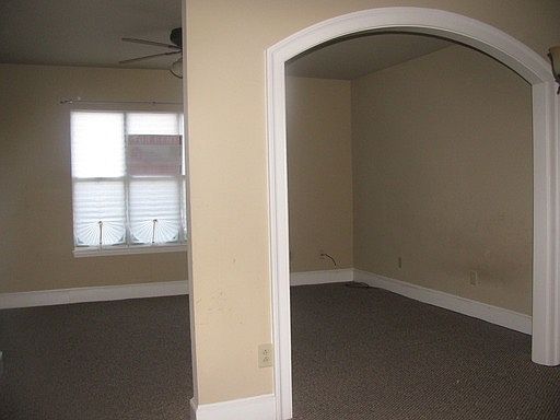 2nd image of 7312 Meadow Glen Dr