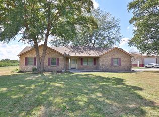 572 McJunkin Rd, Blanchester, OH 45107