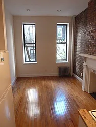 Rented by Chartwell Manhattan Realty