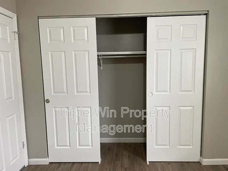 1725 Orletto Way — Photo 30