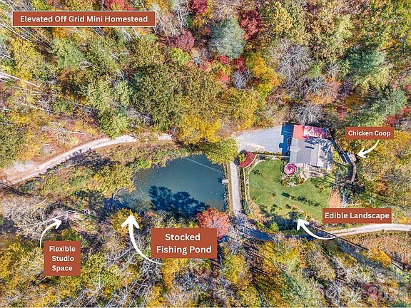 2nd image of 226 Fish Pond Ln