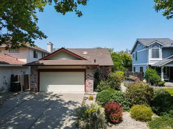 18 Dupree Court, Petaluma, CA 94954