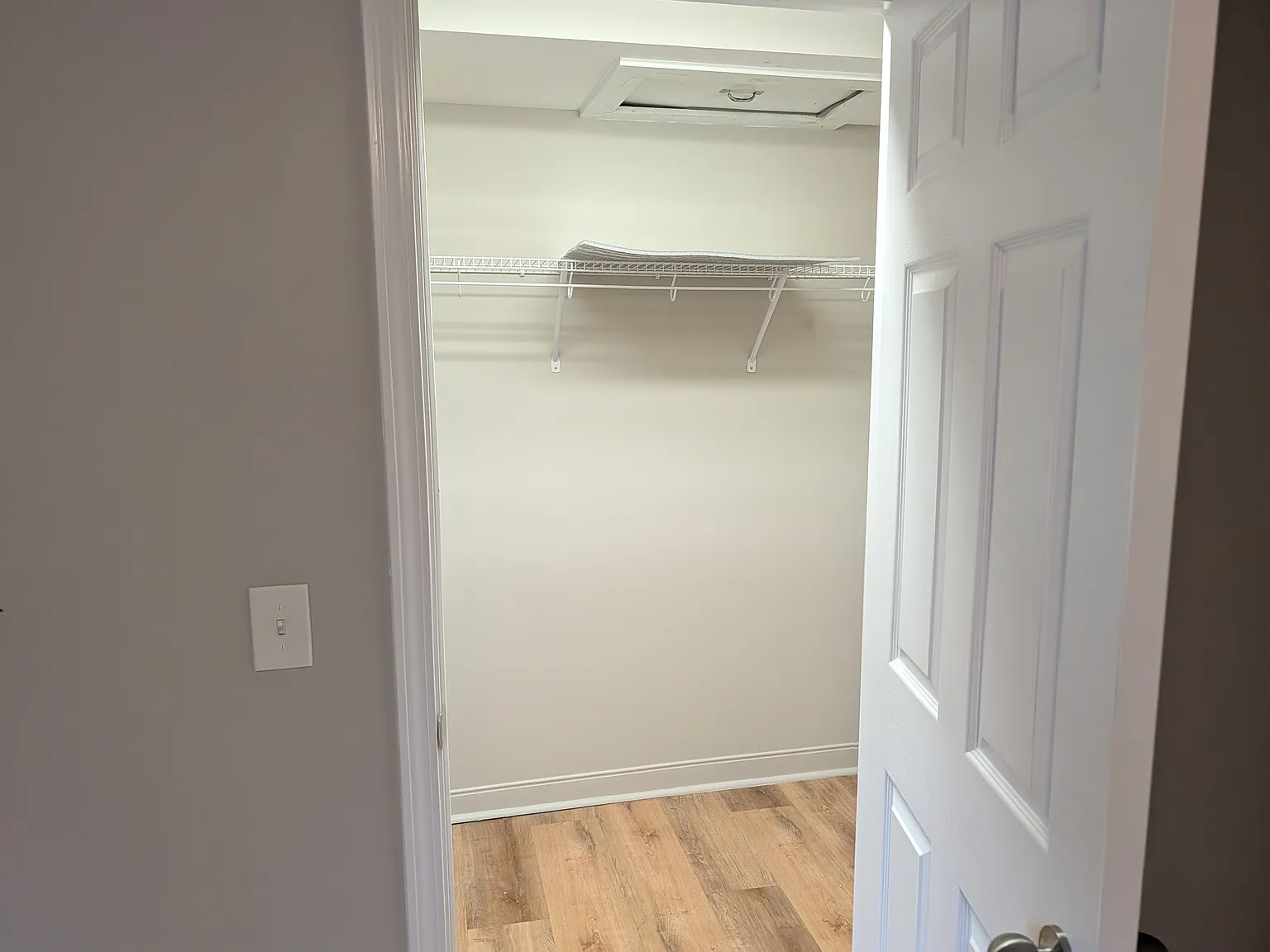 4 bed, $4,400 — Photo 4