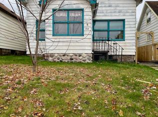706 Harrison St, Eveleth, MN 55734