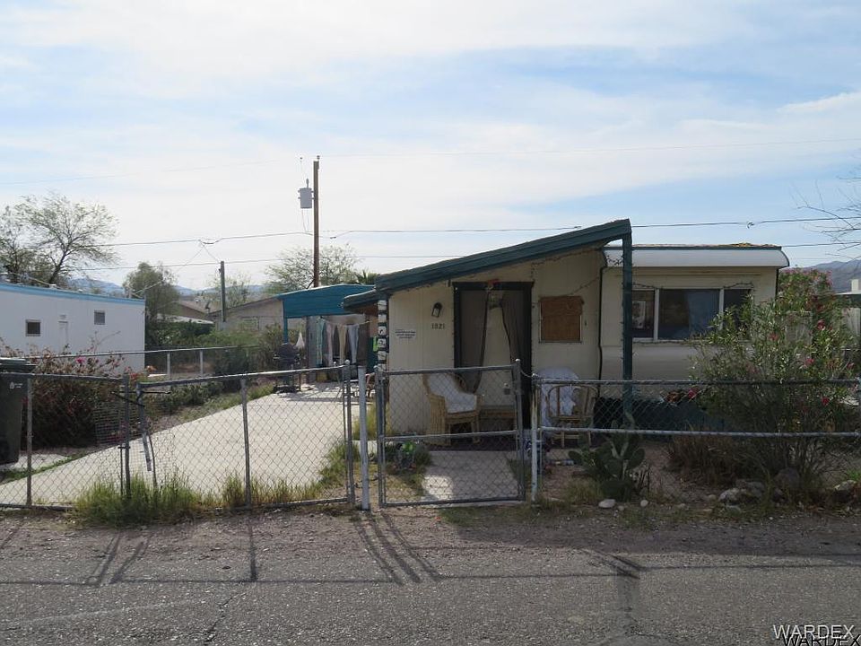 1st image of 1821 Hualapai Dr