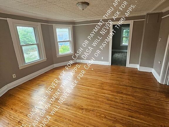 3rd image of 83 Wilbur St