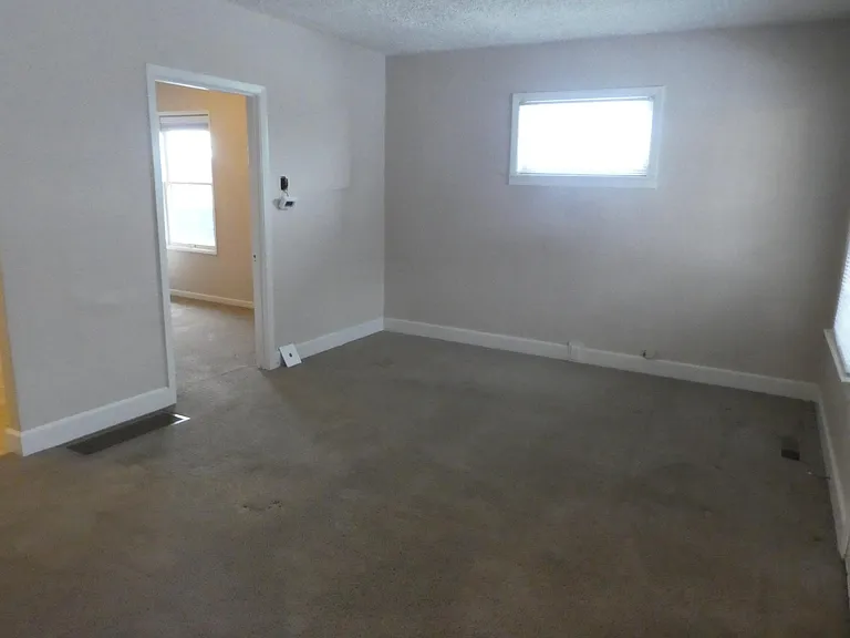 2333 SE Tacoma St — Photo 12