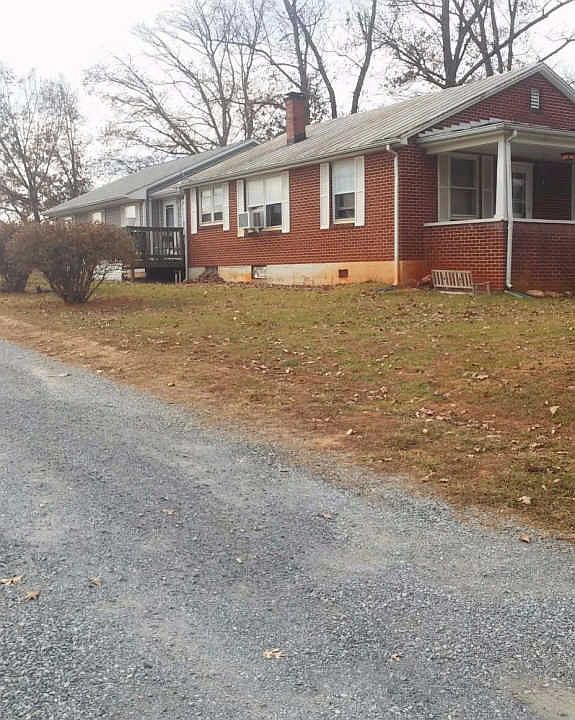 2nd image of 1887 Falling Creek Rd
