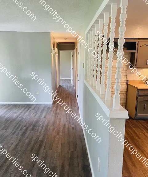 505 W Carman Rd — Photo 7