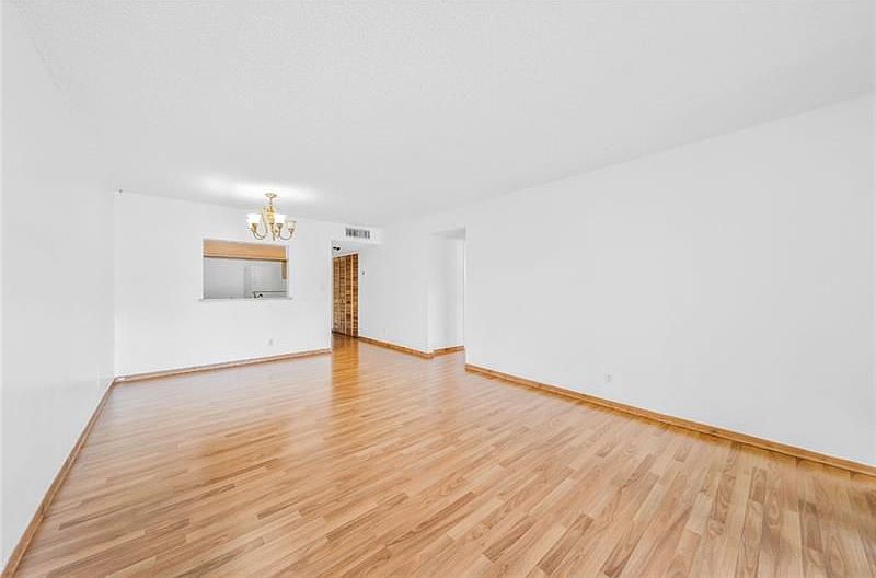 1st image of 4149 NW 90th Ave APT 202