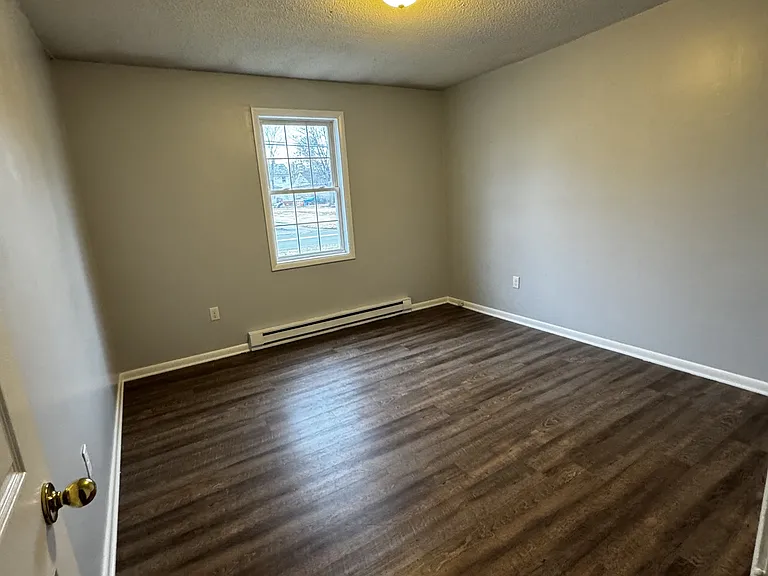 110 Paynes Ford Rd — Photo 14