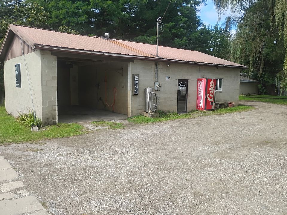 1st image of 114 Beaver St
