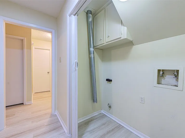12810 Chaseland Ln — Photo 34