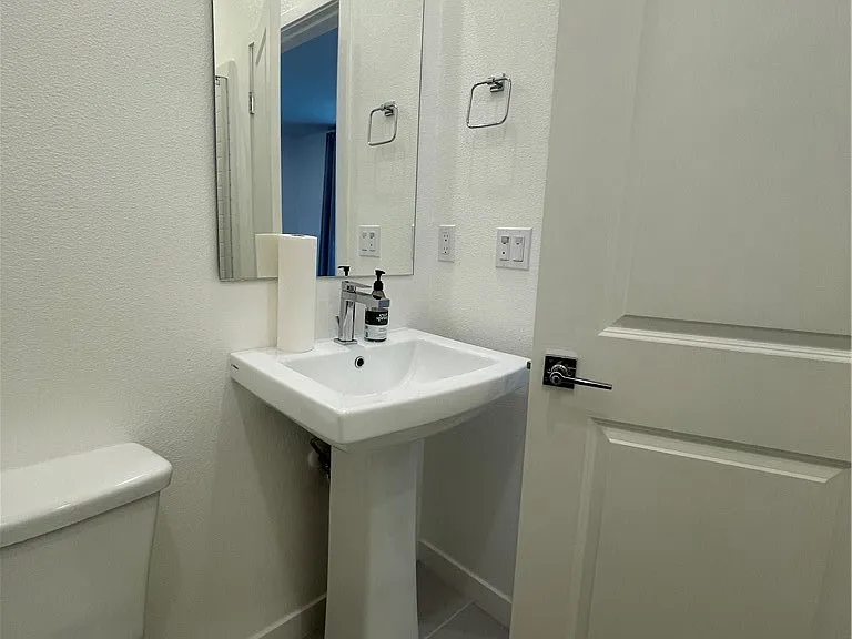 610 Dawson Ave — Photo 5