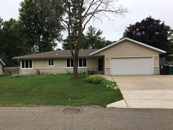 1511 Elm St