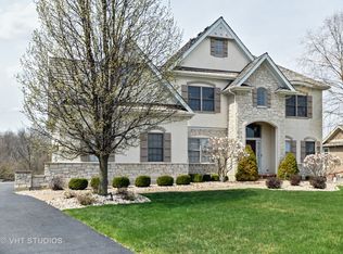866 Wedgewood Ct, Lindenhurst, IL 60046